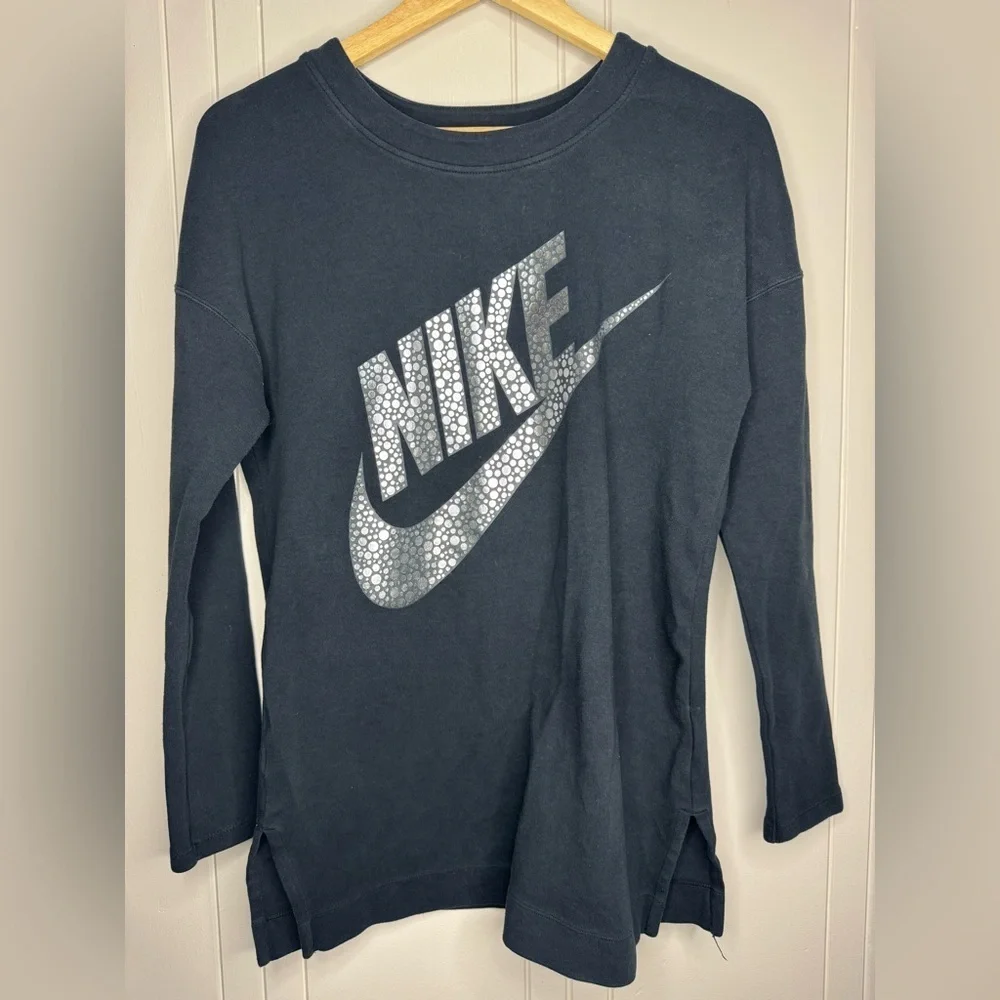 Nike Black Long Sleeve Top (Small)